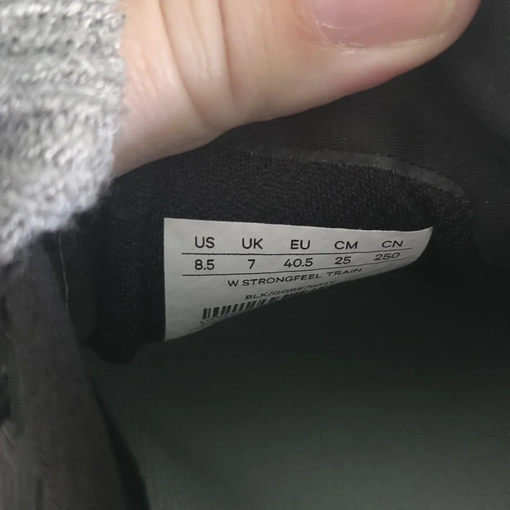 Lululemon Women's Strongfeel Training Walking Jogging Shoes - Black Size 8.5